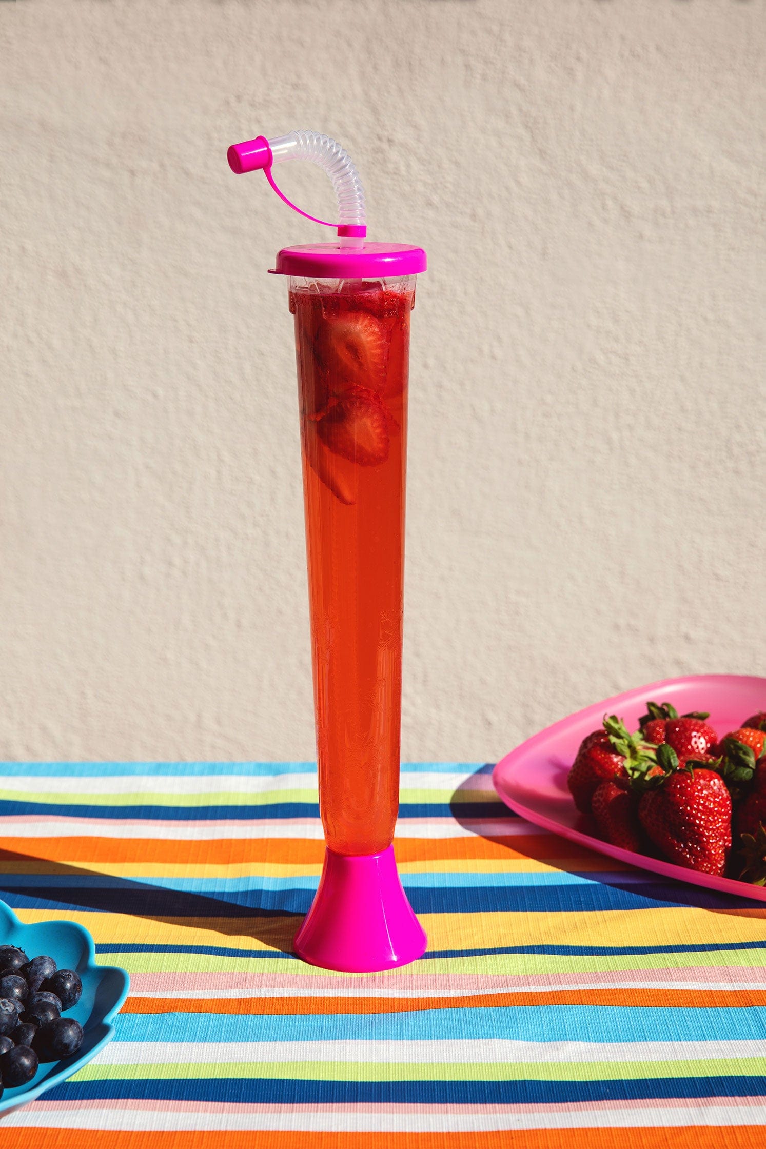 Sweet World USA Yard Cups Yard Cups Party 12-Pack (14oz/400ml) cups with lids and straws